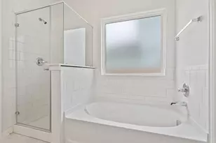 249 Crystal Brook Dr, Liberty Hill, TX 78642 - Photo 17