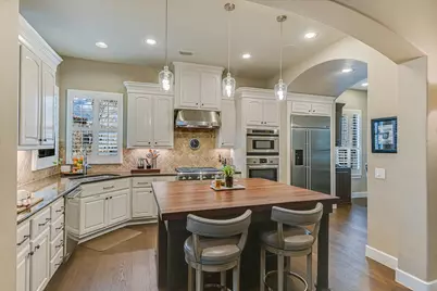 1036 Liberty Park Drive #15, Austin, TX 78746 - Photo 15