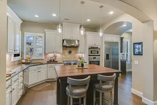 1036 Liberty Park Dr, Austin, TX 78746 - Photo 15