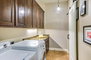 1036 Liberty Park Dr, Austin, TX 78746 - Photo 21