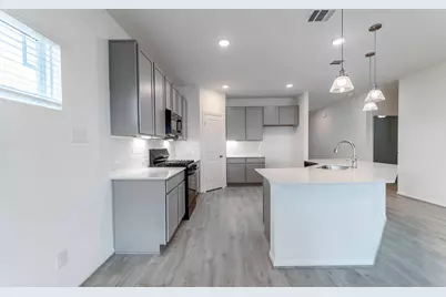 290 Yosemite Drive, Kyle, TX 78640 - Photo 5