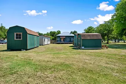 303 W Broade Street, Leander, TX 78641 - Photo 23