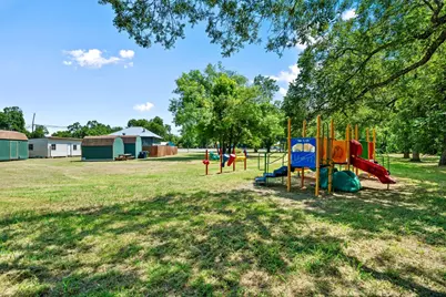 303 W Broade Street, Leander, TX 78641 - Photo 19