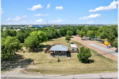 303 W Broade Street, Leander, TX 78641 - Photo 5