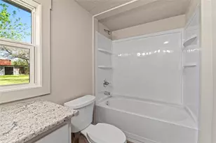 201 County Rd 279, Liberty Hill, TX 78642 - Photo 13