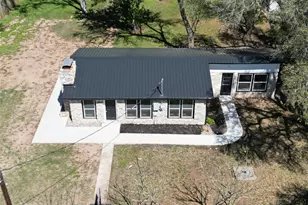 201 County Rd 279, Liberty Hill, TX 78642 - Photo 27