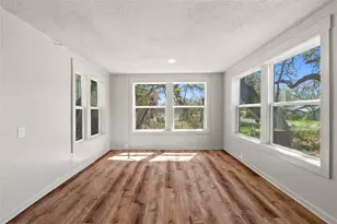 201 County Rd 279, Liberty Hill, TX 78642 - Photo 17