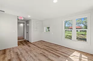 201 County Rd 279, Liberty Hill, TX 78642 - Photo 15