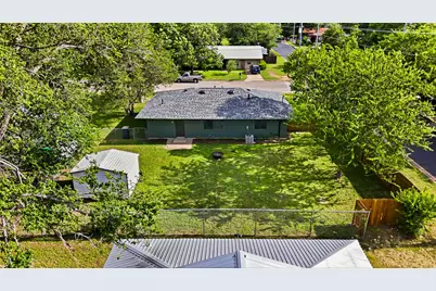 609 Magnolia Street, Bastrop, TX 78602 - Photo 31