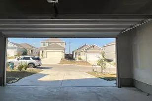 124 Old Stage Coach Rd, Jarrell, TX 76537 - Photo 37