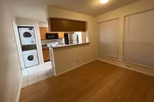 3115 Helms St, Austin, TX 78705 - Photo 3