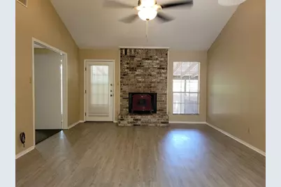 8802 Piney Point Drive #B, Austin, TX 78729 - Photo 5