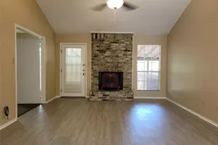 8802 Piney Point Dr, Austin, TX 78729 - Photo 5