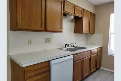 8802 Piney Point Drive #B, Austin, TX 78729 - Photo 7