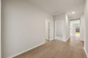 136 Jans Wy, Georgetown, TX 78626 - Photo 5