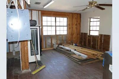 406 W Main Street, Johnson City, TX 78636 - Photo 5