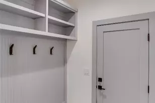 21907 Shotts Dr, Spicewood, TX 78669 - Photo 11