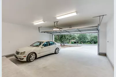 21907 Shotts Drive, Spicewood, TX 78669 - Photo 13