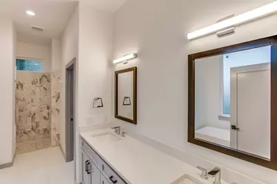 21907 Shotts Drive, Spicewood, TX 78669 - Photo 7