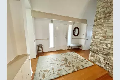 2010 Abbey Circle, Austin, TX 78727 - Photo 3