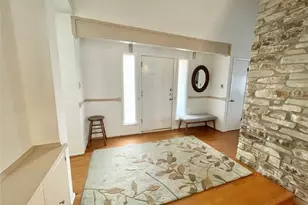 2010 Abbey Cir, Austin, TX 78727 - Photo 3