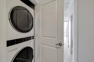 360 Nueces St, Austin, TX 78701 - Photo 17