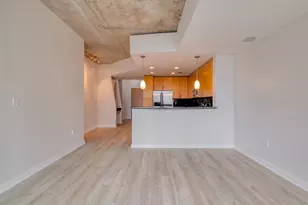 360 Nueces St, Austin, TX 78701 - Photo 11
