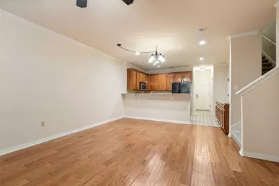 2101 Town Centre Drive #2004, Round Rock, TX 78664 - Photo 3