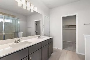 130 Keltic Dr, Kyle, TX 78640 - Photo 19