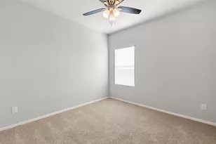 130 Keltic Dr, Kyle, TX 78640 - Photo 23