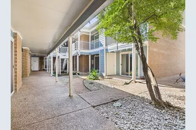 400 W 35th Street #104, Austin, TX 78705 - Photo 15