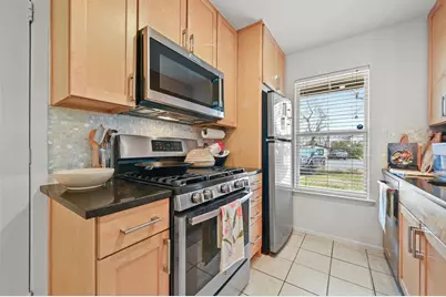 1005 Daphne Court, Austin, TX 78704 - Photo 7