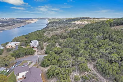 21802 Briarcliff Drive, Spicewood, TX 78669 - Photo 11