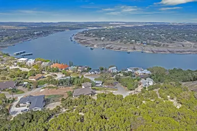 21802 Briarcliff Drive, Spicewood, TX 78669 - Photo 13