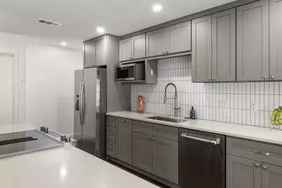 9421 Spring Hollow Drive, Austin, TX 78750 - Photo 15