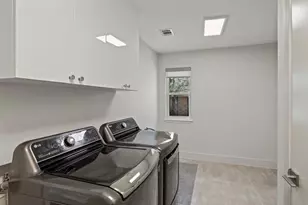 9421 Spring Hollow Dr, Austin, TX 78750 - Photo 23