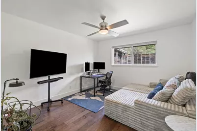 9421 Spring Hollow Drive, Austin, TX 78750 - Photo 27