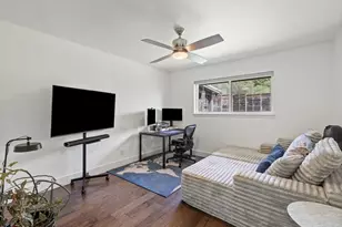 9421 Spring Hollow Dr, Austin, TX 78750 - Photo 27