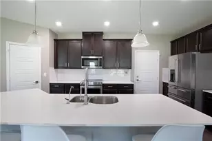 7413 Groundhog Wy, Austin, TX 78744 - Photo 19