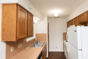 2102 Courtney St, Austin, TX 78745 - Photo 5