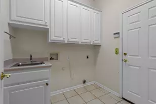 106 Swallowtail Cir, Georgetown, TX 78633 - Photo 33