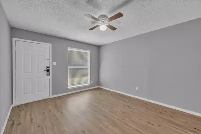 309 E Dean Avenue, Killeen, TX 76541 - Photo 11