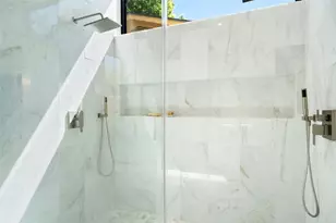 1702 W 30th St, Austin, TX 78703 - Photo 19