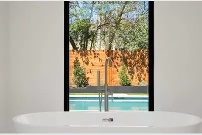 1702 W 30th Street, Austin, TX 78703 - Photo 15