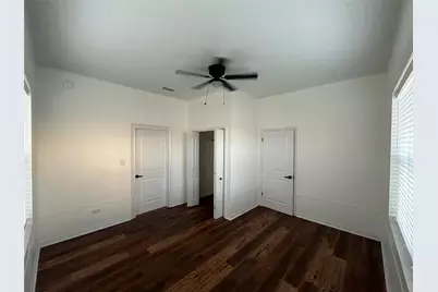 501 N Doak Street, Taylor, TX 76574 - Photo 3