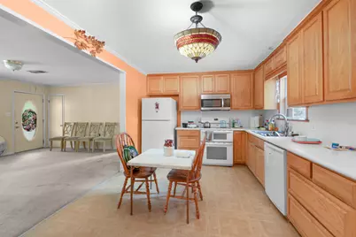 208 Oak St, Burnet, TX 78611 - Photo 11