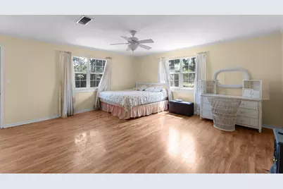 208 Oak St, Burnet, TX 78611 - Photo 17