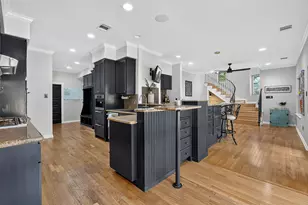 7807 Chimney Corners, Austin, TX 78731 - Photo 11