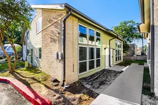 2124 Burton Dr, Austin, TX 78741 - Photo 15