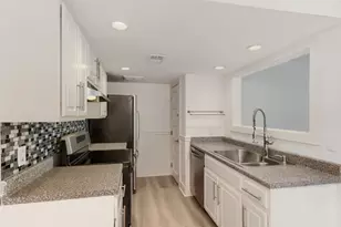 2124 Burton Dr, Austin, TX 78741 - Photo 7